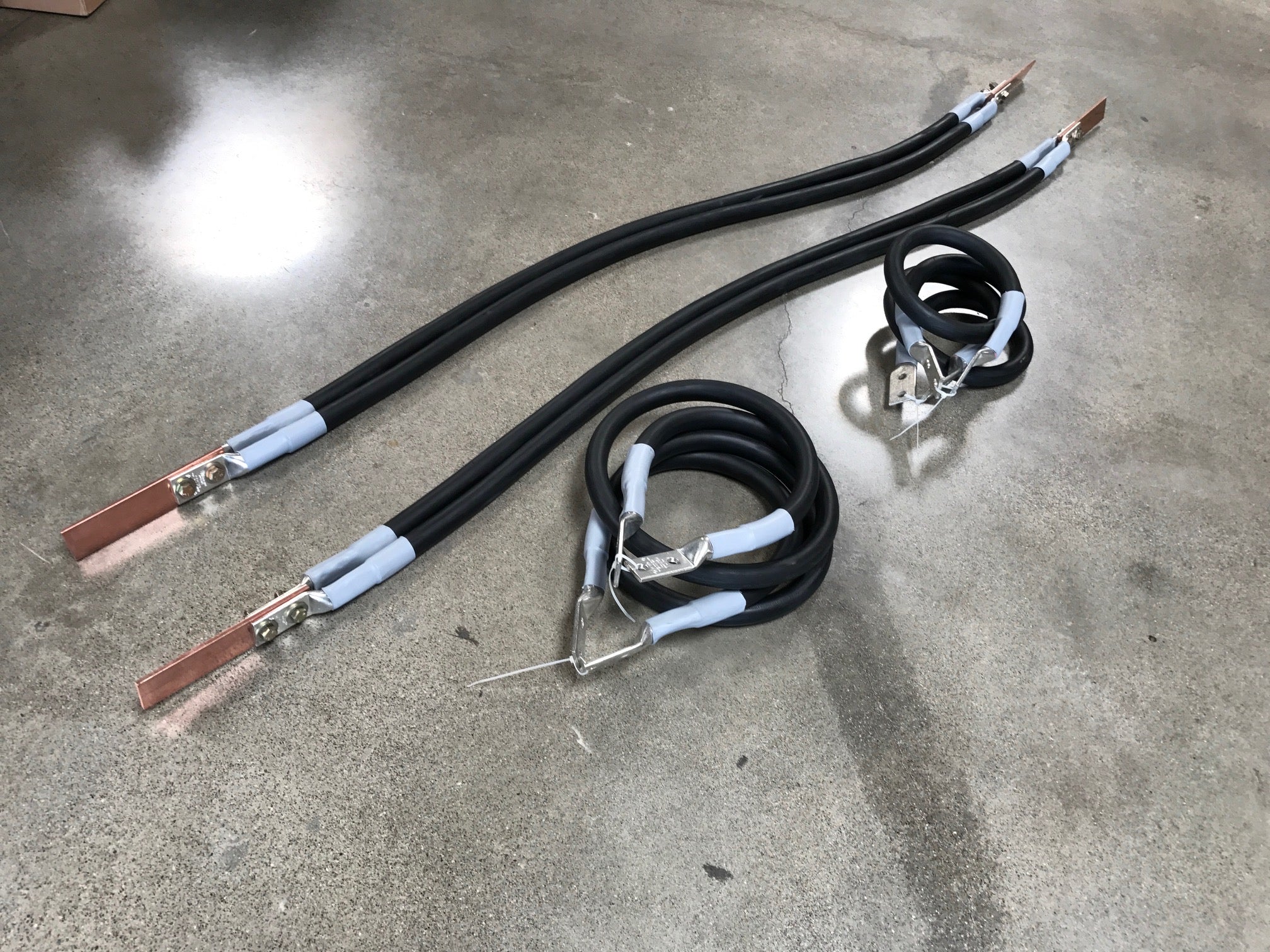 4' Circuit Breaker Test Set Output Cable (double)